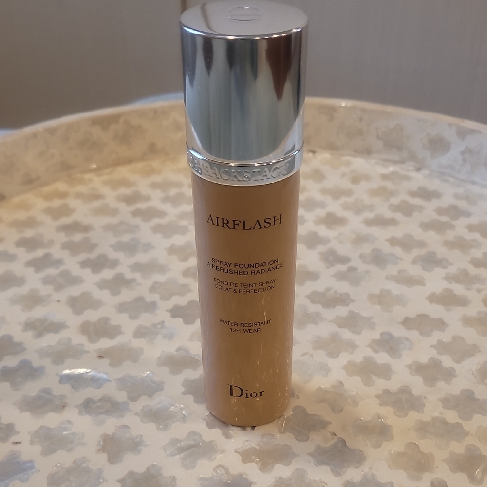 Dior Airflash Foundation Radiant Finish Makeup